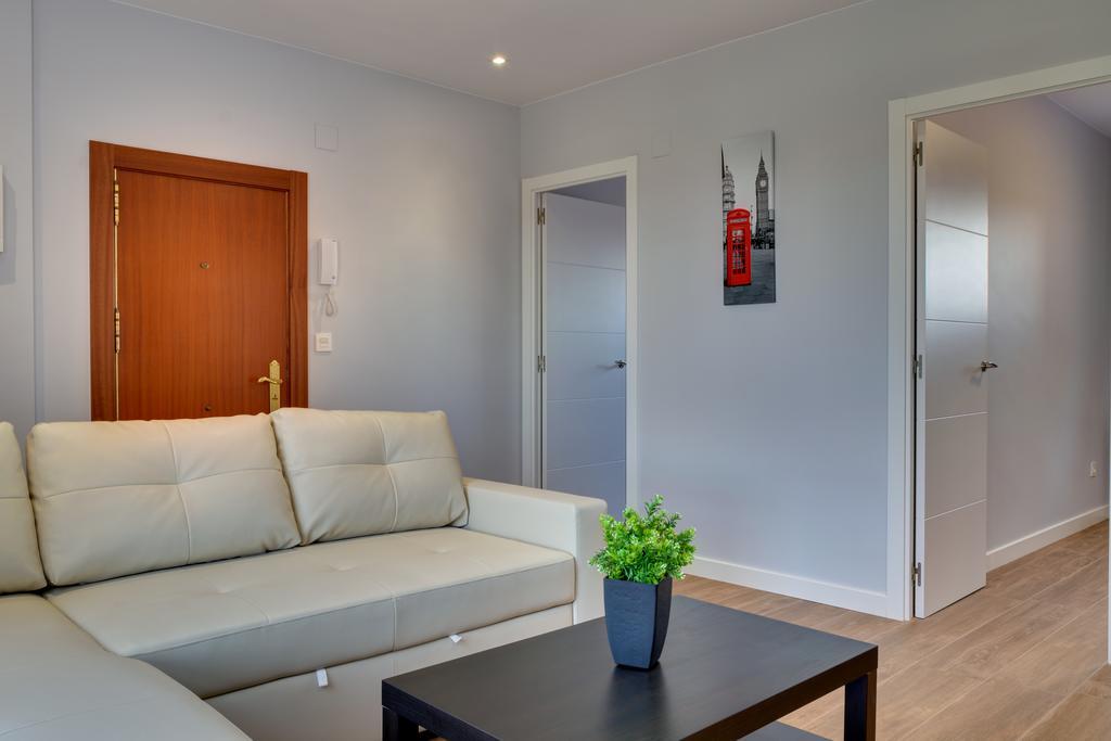 Apartamentos San Lazaro Zaragoza Luaran gambar