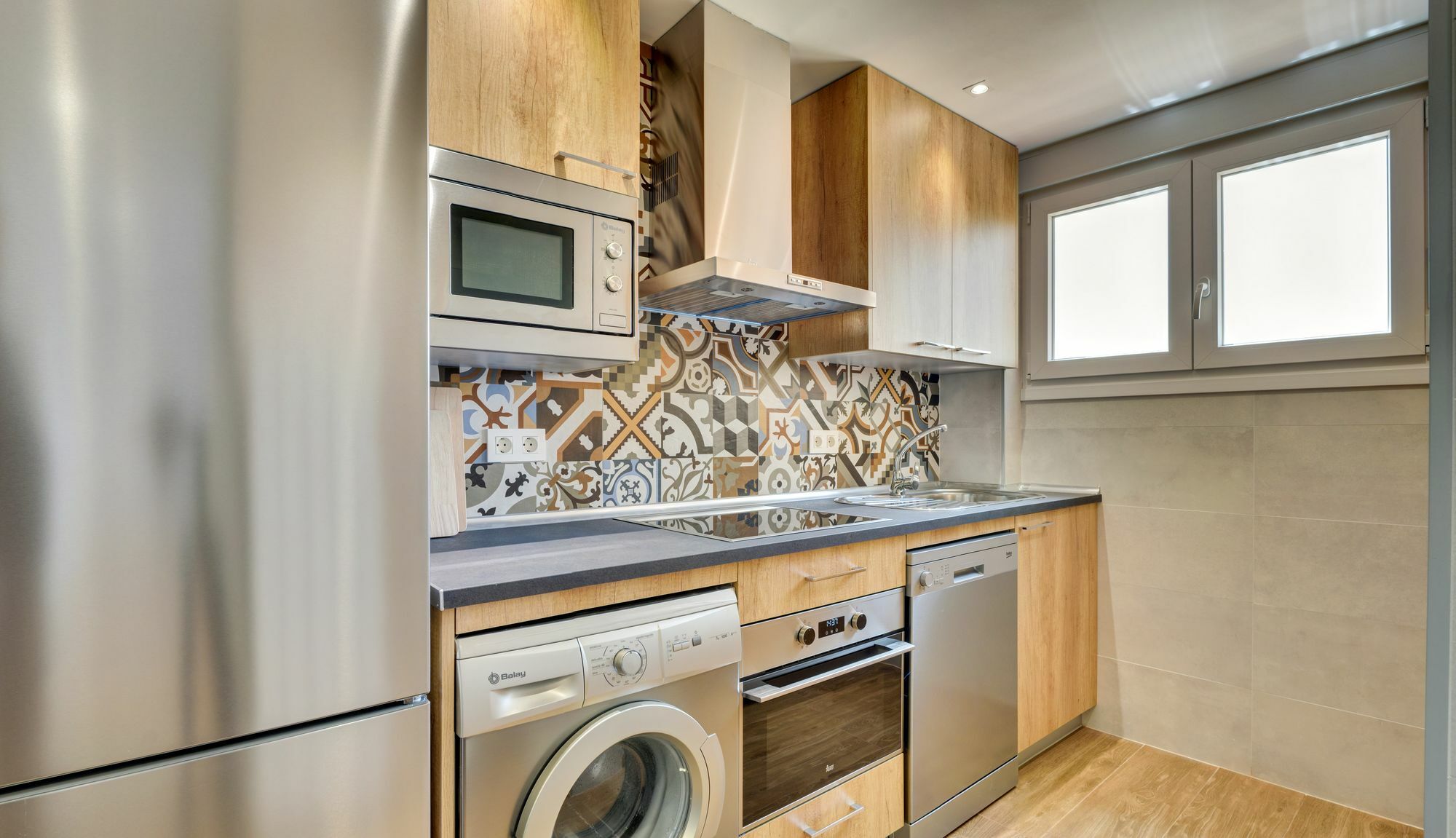 Apartamentos San Lazaro Zaragoza Luaran gambar